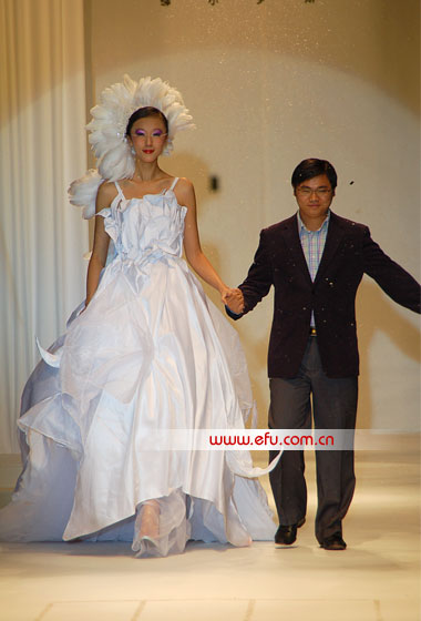 ��(j��ng)��`�Ŷ�����˹��Ҽ�ϵ�аl(f��)����(hu��)