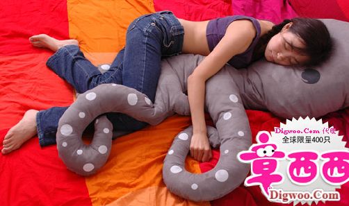 ����Ů�����~ͬ������