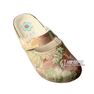 ����Ƥ�Ͼ��ʵļҾ��T��