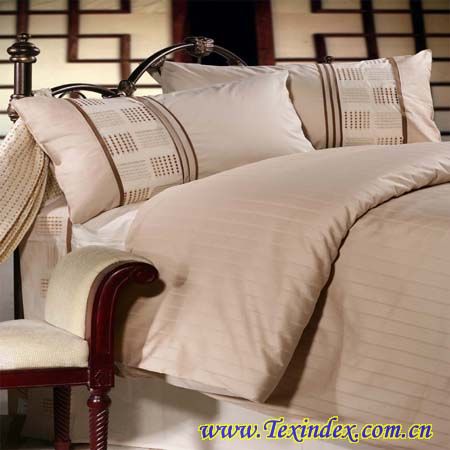 �P�Ҵ�������סŮ���_��