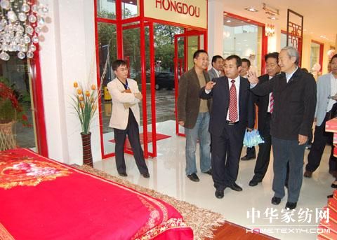 ����ޕ�(hu��)�L(zh��ng)���^�t���Ҽ���Ş��