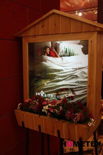 ���R���Ҽ���ᘕ�(hu��)��Ʒչʾ