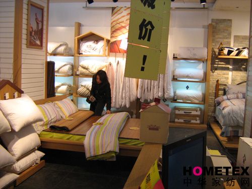 ���R���Ϻ���Ş�괺�����}���(d��ng)�_��