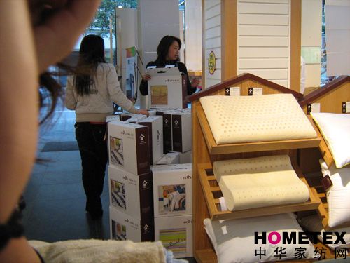 ���R���Ϻ���Ş�괺�����}���(d��ng)�_��