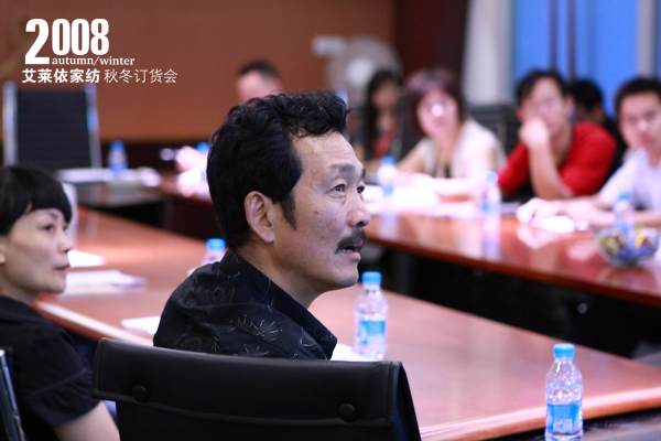 ���R���ﶬ��Ʒӆ؛��(hu��)�A�M�e��