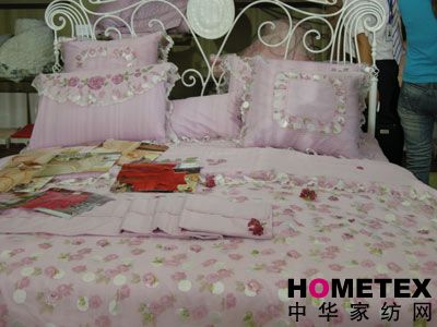 ����܇(ch��)�Ҽ�2008�ﶬ��Ʒ�l(f��)����(hu��)