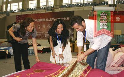 2008�Ї����H���ü����a(ch��n)Ʒ�O(sh��)Ӌ��ِ�M(j��n)���u�x�A��