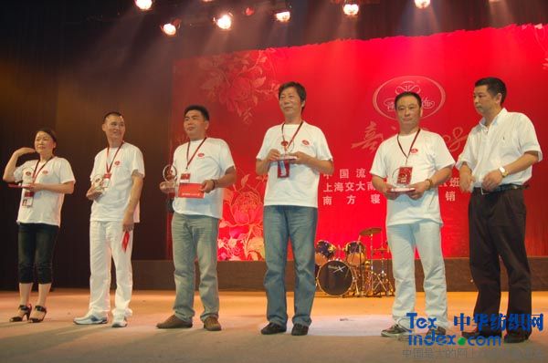 �Ϸ�����ت�(ji��ng)��(j��ng)�N�̃�(y��u)�㌧(d��o)ُ�T