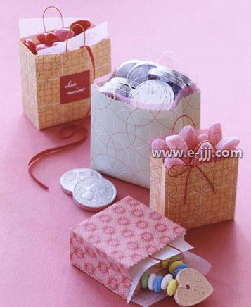 �ڼ��������˹�(ji��)С����������