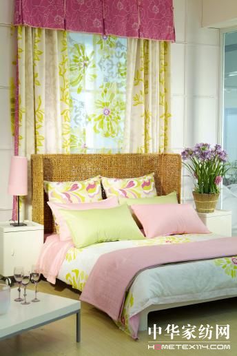 ���ڇ�(gu��)�H�Ҽ�չ�ăr(ji��)ֵ�w�F(xi��n)