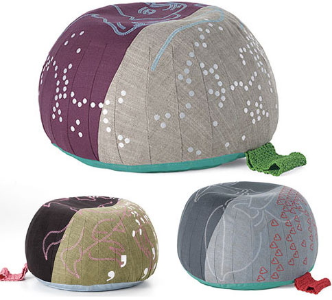 ɫ�ʰߔ�����Ȥ�r��С��Ʒ