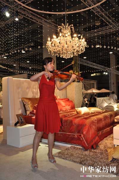 ���z�Ҽ�09�ﶬ��(zh��n)�Է��(hu��)�A�M�ɹ�