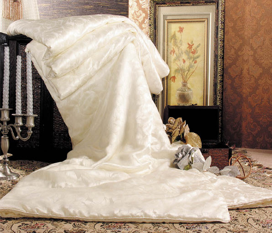 新國標出臺 蠶絲被產業(yè)駛入快車道