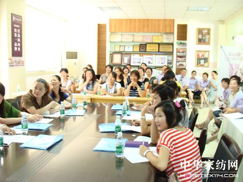 ��(li��n)���Ƶ��L(zh��ng)��Ӗ(x��n)�I(y��ng)¡���e��