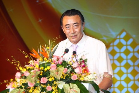 ���ڇ��H�Ҽ�չ�A�M�]Ļ