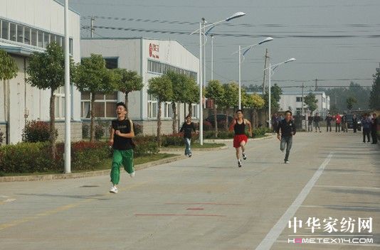 �����������_(k��i)ȫ�w�T���\(y��n)��(d��ng)��(hu��)