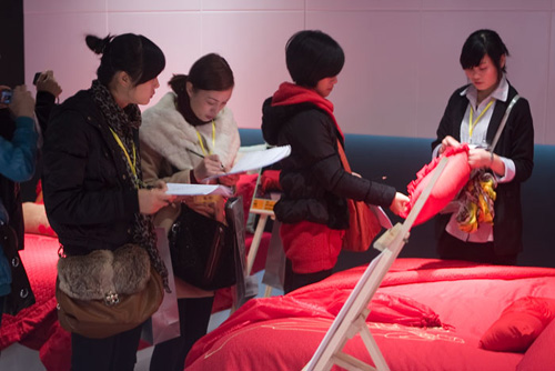 ���R����ӛ�������³��l(f��)