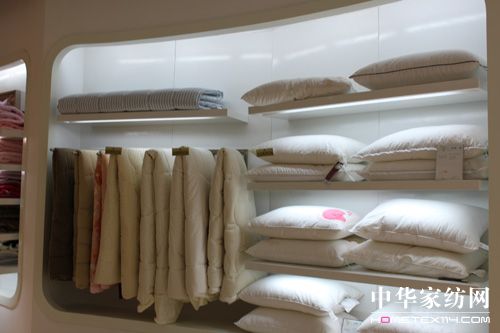 2011�μӉ�������Ʒ�l(f��)�����ɹ����_