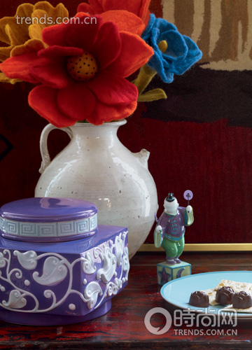 �f��(m��ng)�´ɸ��܃�(n��i)��Ԋ�鮋��