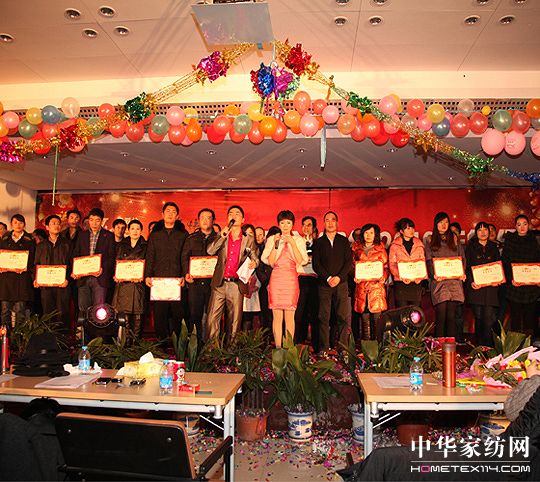 ���_�m2011����(ji��)(li��n)�g��(hu��)�A������