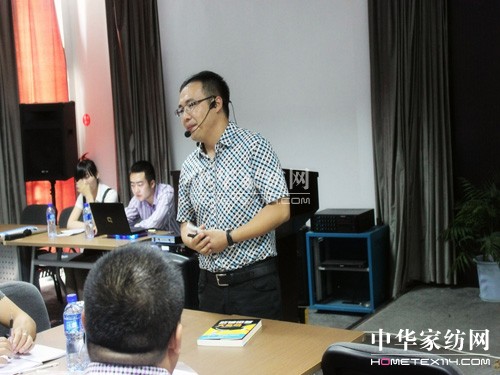 �Pʢ��ռ�I(l��ng)�Ј�(ch��ng)ȺӢ���A