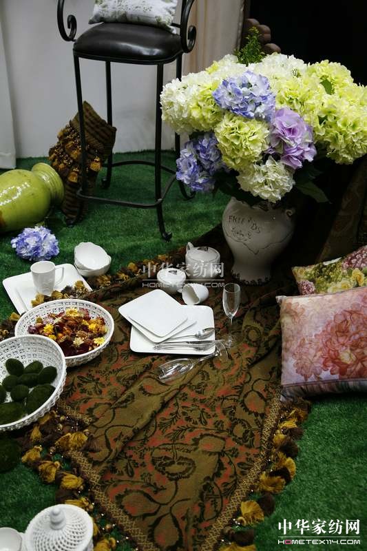 ���A֮��������Ȼ����¶