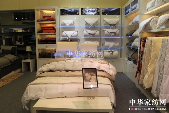 ����2011չ��(hu��)������и��{(di��o)�ǈ�(ch��ng)