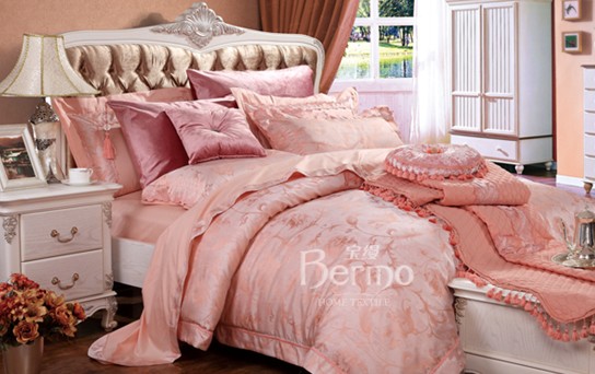 ���z��Můɫ����ش���м�