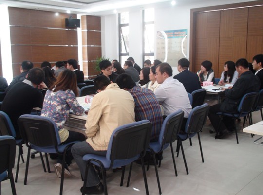 ���z2011�p��F���Ӗ�I�𺳳���