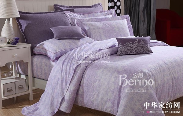 ���z������CEOŮ�Լ�(j��)�e��Ʒ