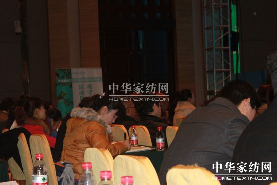 ɯ��2012������Ʒ�l(f��)����(hu��)¡�����_