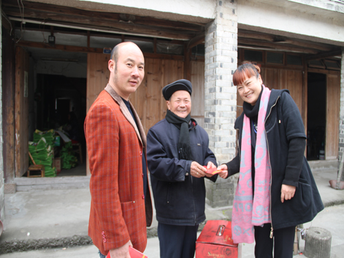 ʢ��F(tu��n)�_չο�������������(d��ng)