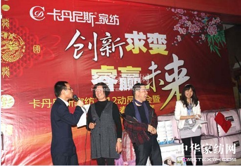 ������˹�Ҽ����׃���Aδ��