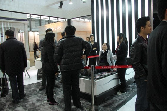 Ľ˼���K���Ƚ���˯�����L(f��ng)�u���Ϻ���