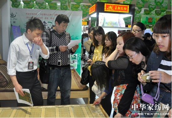 ������ϯ������L(f��ng)��ϯ��Ʒ�l(f��)�����A�M�Y(ji��)��