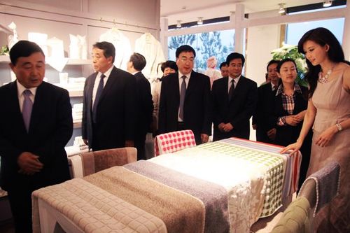 ���ռҼ�2012���ﶬ��Ʒ�l(f��)����¡���e��