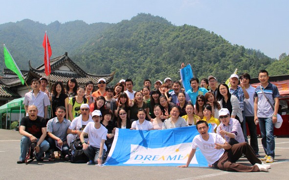 �������M(j��n)���Ӊ��R�F(tu��n)�(du��)��չһ����Ӗ(x��n)�I֮������{��