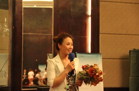 ���m�����x�硱���ʼ��� K��ȺӢ��(hu��)�l�c��(zh��ng)�h