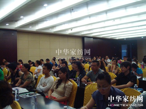 ���ռҼ�2012�ﶬ��Ʒ�l(f��)����(hu��)���_(k��i)