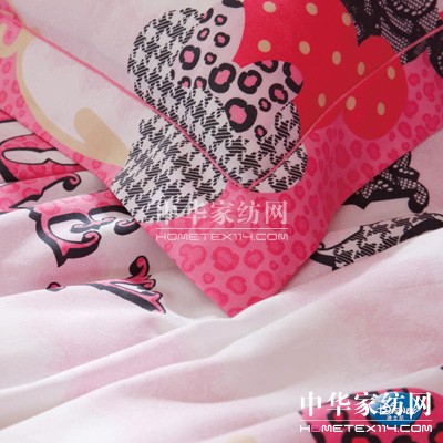 ��ʿ��Ҽ�2012�ﶬ��Ʒ����옷(l��)�r(sh��)�м�