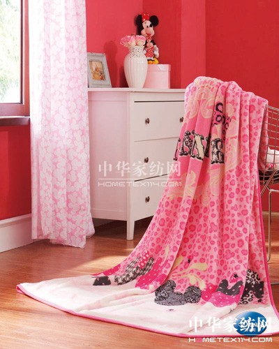 ��ʿ��Ҽ�2012�ﶬ��Ʒ����옷(l��)�r(sh��)�м�