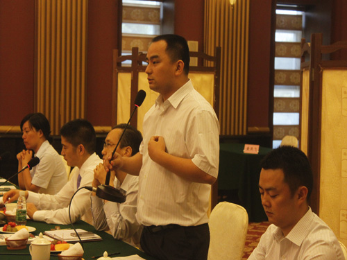 �Pʢ�Ҽ�2012������Ʒ���ƽ��(hu��)����(d��ng)ؔ(c��i)����ϣ��