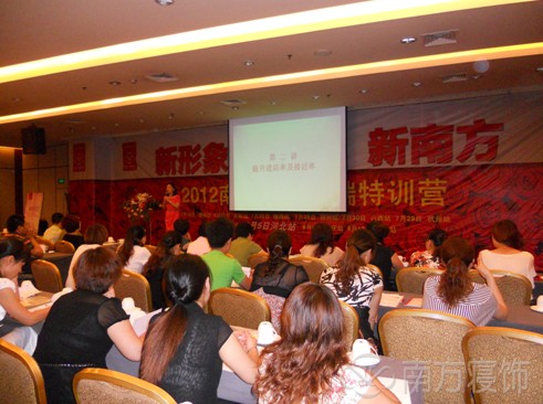 �Ϸ����������ȫ��(gu��)��Ӗ(x��n)��(hu��)�A�M��Ļ