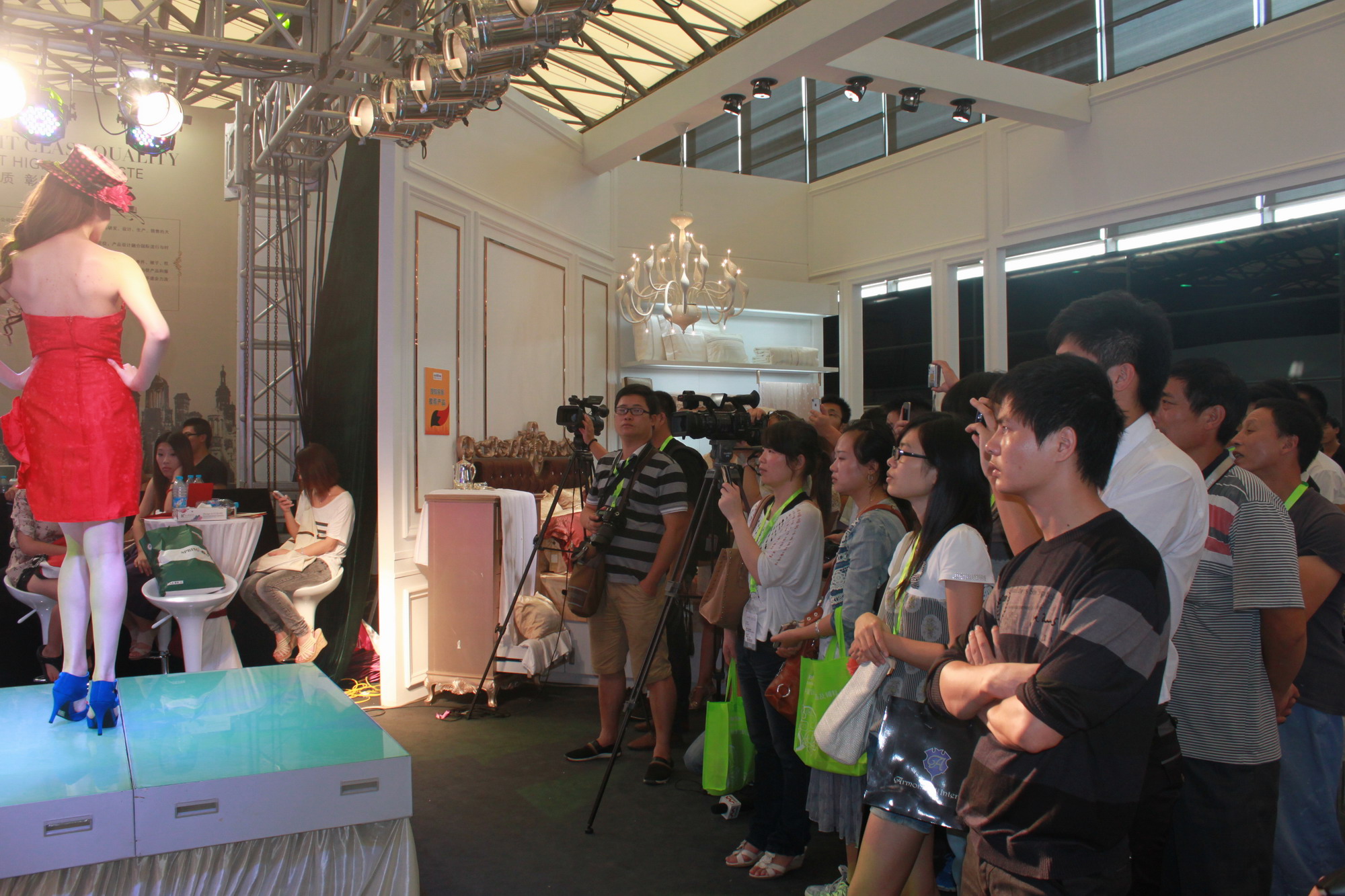 �Pʢ�Ҽ�2012��(gu��)�H�Ҽ����[��(hu��)�Ź�â