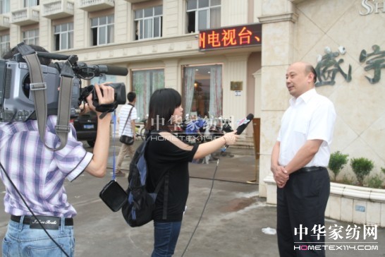 ʢ��Fӭ�������ί�����L(f��ng)�Єӡ����L�F