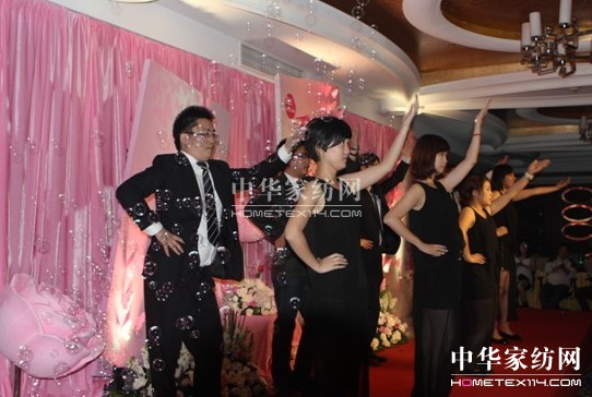 ���R���֓P���L�L(f��ng)�f��������