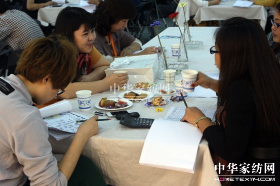 ���R���Ҽ�2013������Ʒӆ؛��(hu��)�A�M�e��