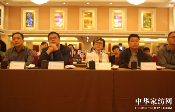 ���R���Ҽ�2013������Ʒӆ؛��(hu��)�A�M�e��