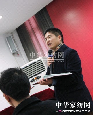 �Pʢ�Ҽ� ����־ͬ���ϵĈF(tu��n)�(du��)