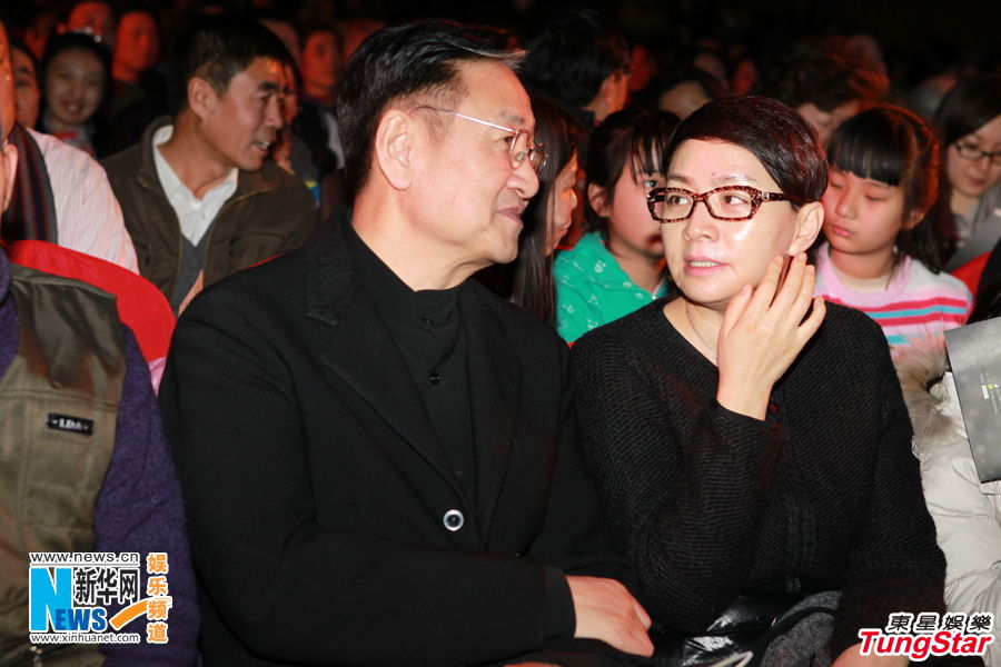 ��演y��(��i)Ů����(ch��ng)�ɷ��A��(g��)��